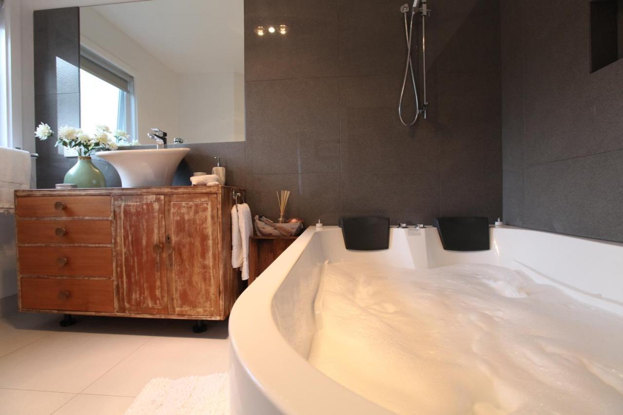 Sea Salt Bnb Rosebud Esterno foto
